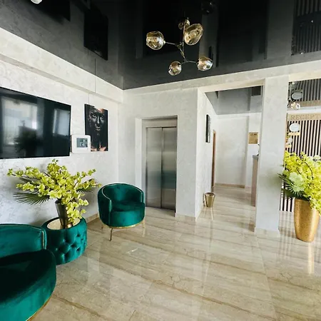 Body Hotel